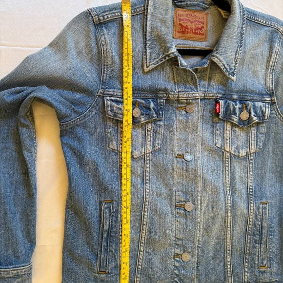 Levi's Women's Denim Jacket Size Large EUC - Picture 6 of 11